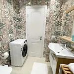 Metro Apartmán *
