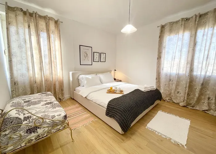 Apartment Metro