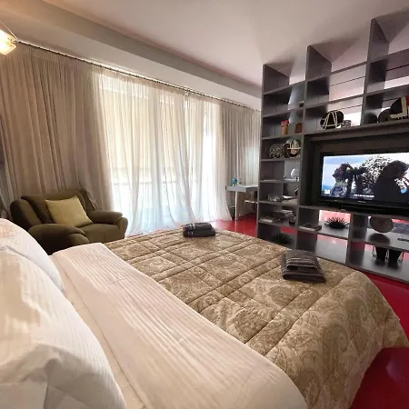 Apartment Metro *