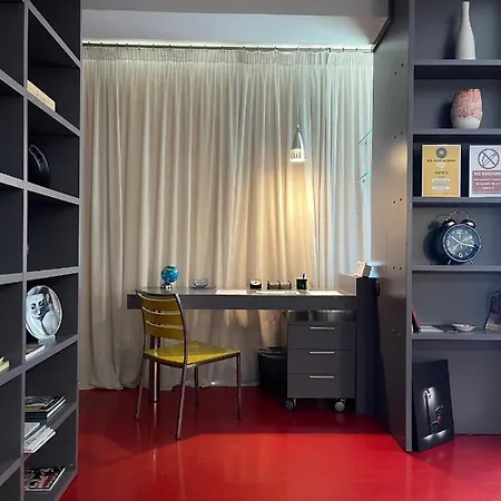 Metro * Τίρανα