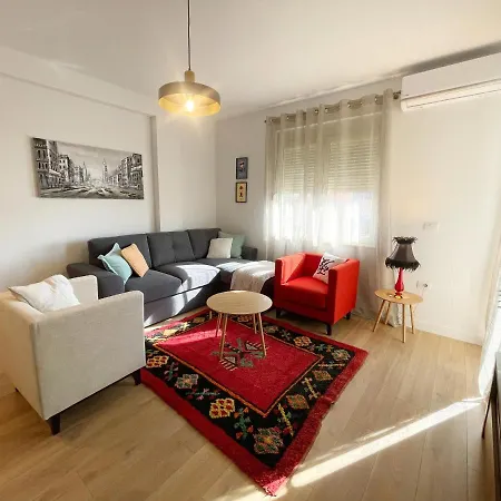 Apartment Metro *