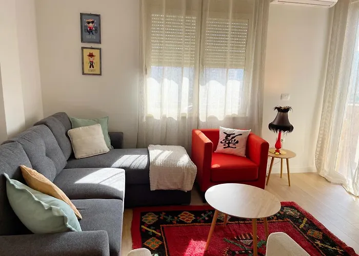Metro Apartment